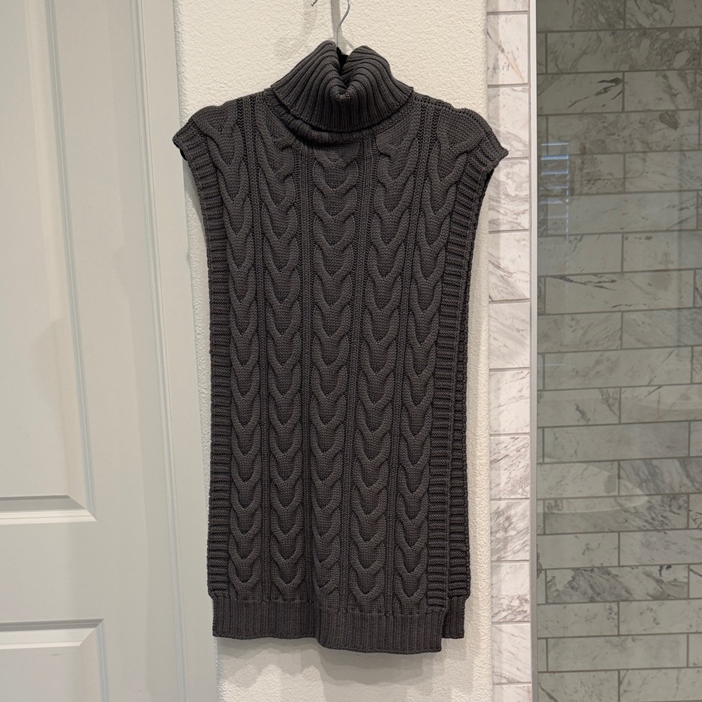 MaxMara weekend Charcoal Cable Knit Trucker snood